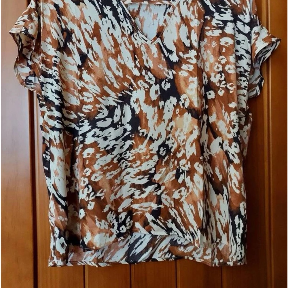 New Boho Casual Watercolour Batwing Short Sleeve Polyester Leopard Top Size: M - Picture 9 of 10